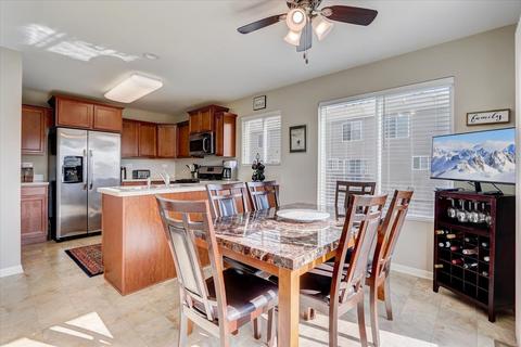 1755 Ruby Dr, Pingree Grove, IL 60140 photo 7