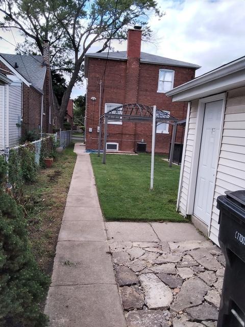 7605 S Artesian Ave, Chicago, IL 60652 photo 9