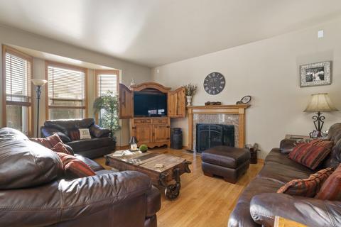 616 Clifford Dr, Minooka, IL 60447 photo 9