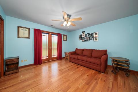 3057 E Lakeview Dr, Crete, IL 60417 photo 23