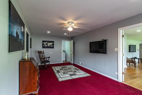 725 Cumberland St, Hoffman Estates, IL 60169 photo 12