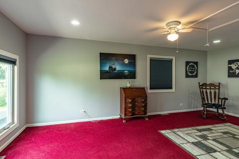 725 Cumberland St, Hoffman Estates, IL 60169 photo 11