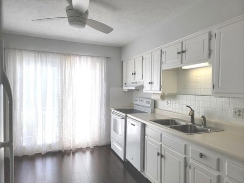 105 S Towanda Ave #12, Normal, IL 61761 photo 10