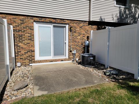 105 S Towanda Ave #12, Normal, IL 61761 photo 26