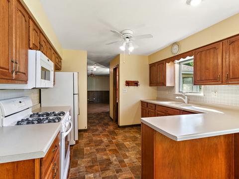 1398 W Tower Rd, Kankakee, IL 60901 photo 5