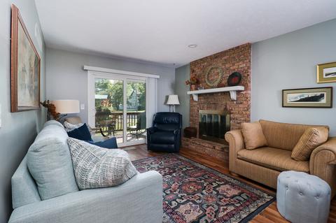 903 N Linden St #2, Normal, IL 61761 photo 4