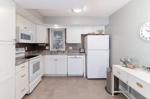 903 N Linden St #2, Normal, IL 61761 photo 10