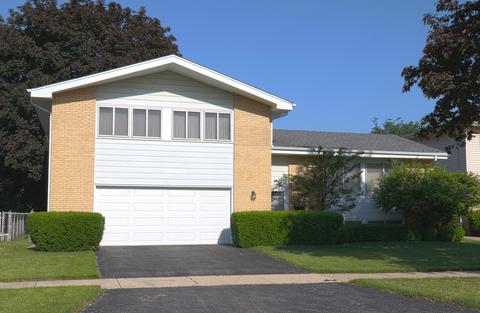1448 Phoenix Dr, Des Plaines, IL 60018 photo 1