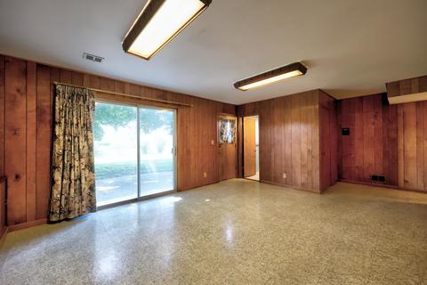 1448 Phoenix Dr, Des Plaines, IL 60018 photo 18