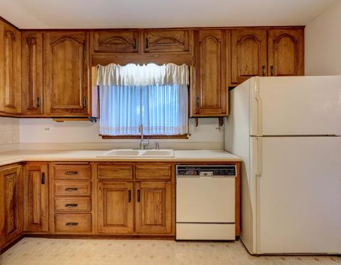 1448 Phoenix Dr, Des Plaines, IL 60018 photo 9