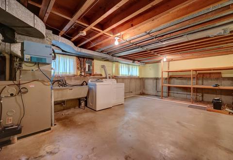 1448 Phoenix Dr, Des Plaines, IL 60018 photo 22
