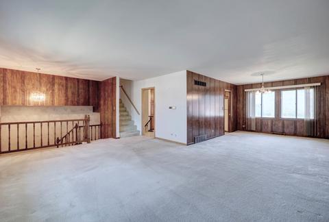 1448 Phoenix Dr, Des Plaines, IL 60018 photo 5