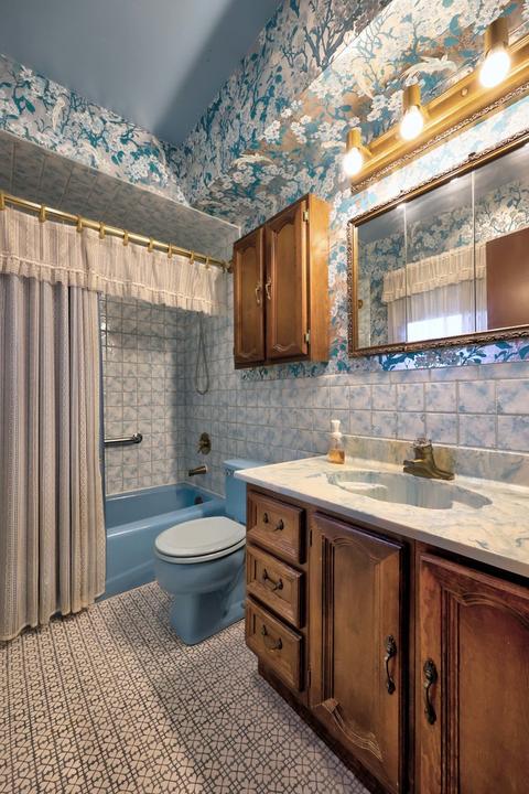 1448 Phoenix Dr, Des Plaines, IL 60018 photo 16