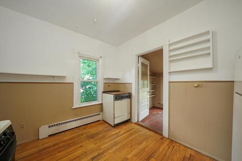 303 Center Ave, Wheeling, IL 60090 photo 13