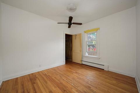 303 Center Ave, Wheeling, IL 60090 photo 8