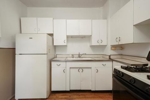 303 Center Ave, Wheeling, IL 60090 photo 10