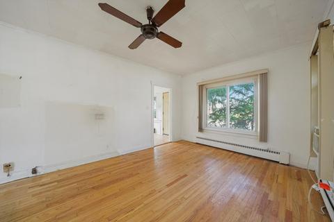 303 Center Ave, Wheeling, IL 60090 photo 28