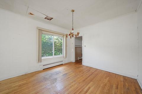 303 Center Ave, Wheeling, IL 60090 photo 3