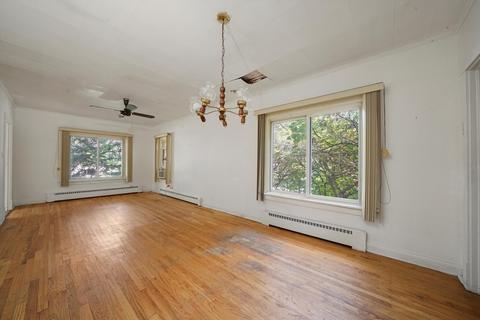 303 Center Ave, Wheeling, IL 60090 photo 5
