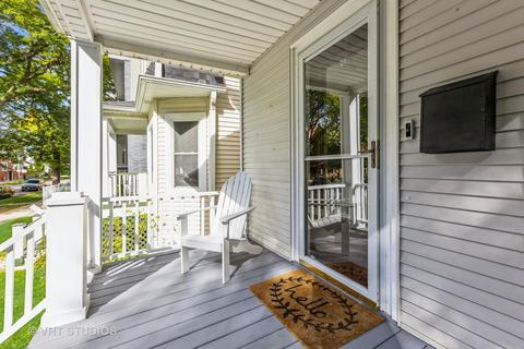 4243 N Ridgeway Ave, Chicago, IL 60618 photo 2