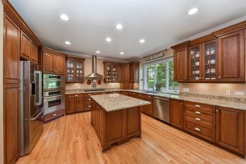 1521 E Harrison Ave, Wheaton, IL 60187 photo 8