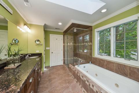 1521 E Harrison Ave, Wheaton, IL 60187 photo 16