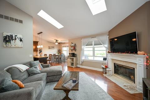 440 E Reader St, Elburn, IL 60119 photo 6