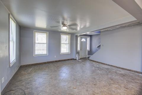 505 E 4th St, Sterling, IL 61081 photo 5