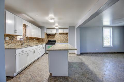 505 E 4th St, Sterling, IL 61081 photo 7