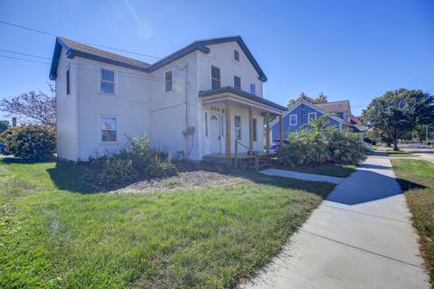 505 E 4th St, Sterling, IL 61081 photo 2