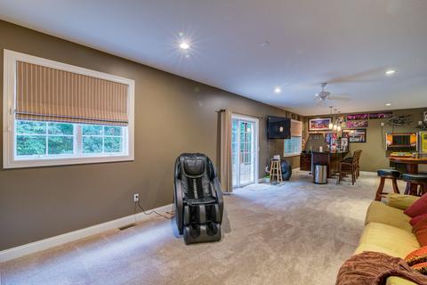 5345 Bailey Ave, Clinton, IL 61727 photo 32
