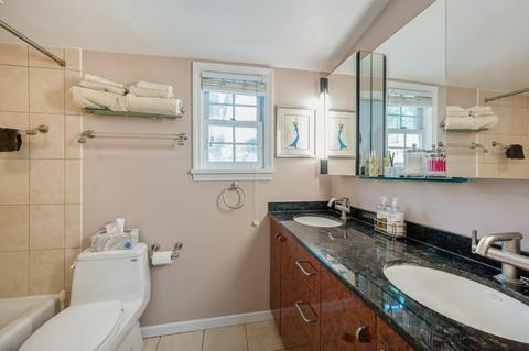 2308 Simpson St, Evanston, IL 60201 photo 17