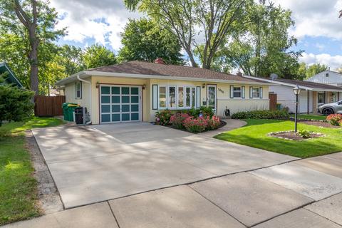 1015 Beverly Dr, Wheeling, IL 60090 photo 1