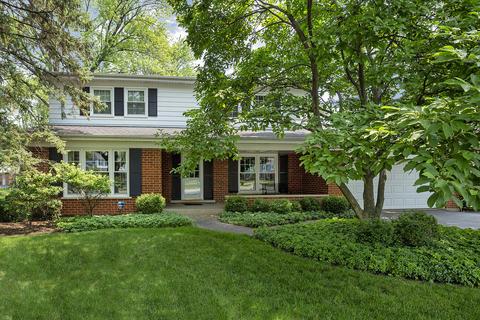 3020 White Pine Dr, Northbrook, IL 60062 photo 1