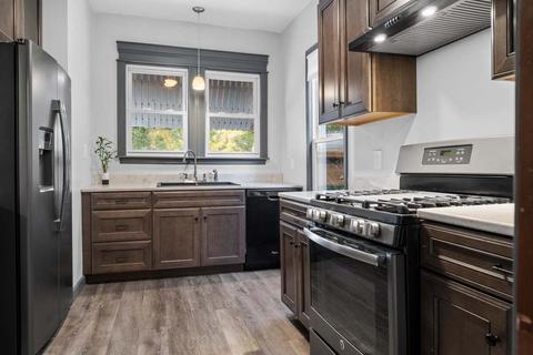607 N Linden St, Normal, IL 61761 photo 5