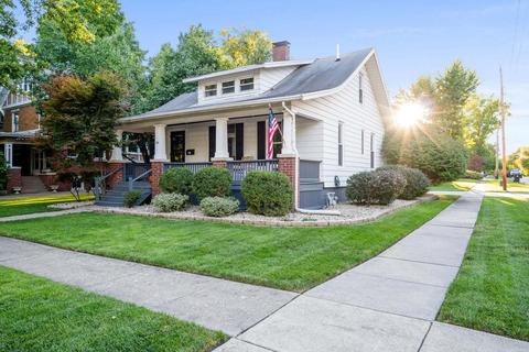 607 N Linden St, Normal, IL 61761 photo 2