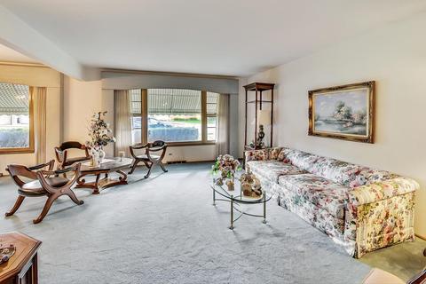 5704 Rose Ct, Berkeley, IL 60163 photo 5