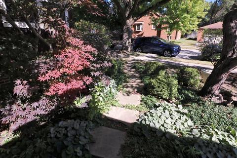 1507 E Oakland Ave, Bloomington, IL 61701 photo 10