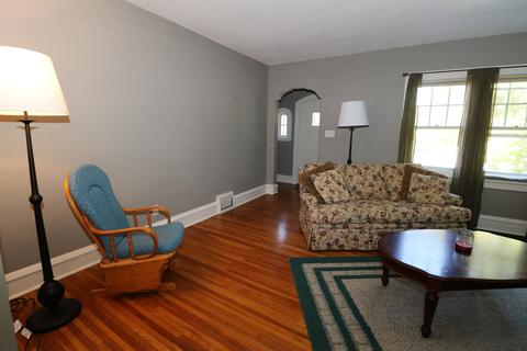 1507 E Oakland Ave, Bloomington, IL 61701 photo 25