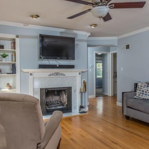 106 E Morse Ave, Bartlett, IL 60103 photo 4