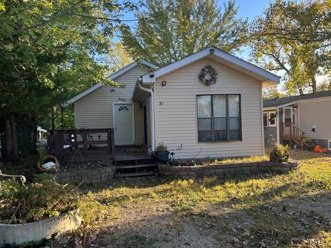 81 Lakeshore Dr, Wilmington, IL 60481