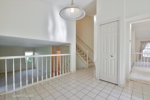 758 Falmore Dr, Bartlett, IL 60103 photo 9