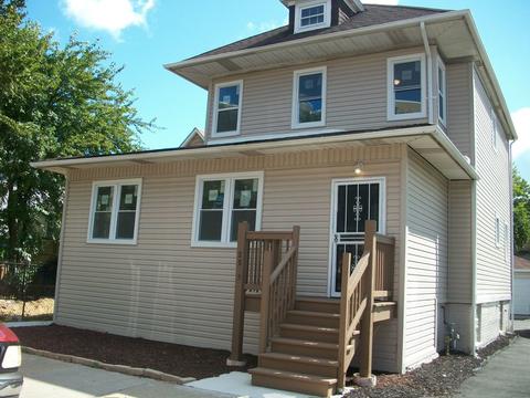 2805 E 77th Pl, Chicago, IL 60649 photo 1