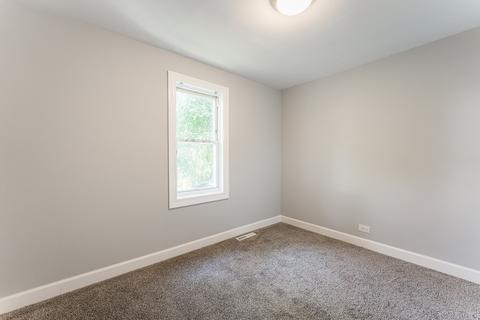 248 S Michigan St, Elgin, IL 60120 photo 10
