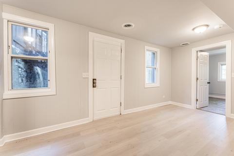 248 S Michigan St, Elgin, IL 60120 photo 13