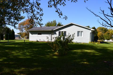 420 Paris St, Dewitt, IL 61735 photo 15