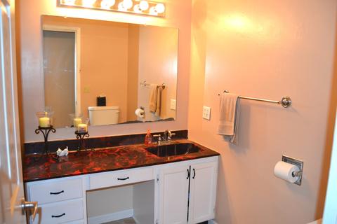 420 Paris St, Dewitt, IL 61735 photo 9
