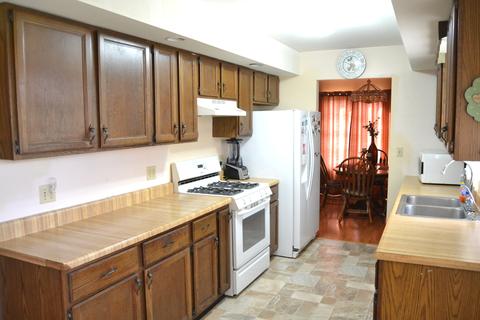 420 Paris St, Dewitt, IL 61735 photo 6