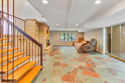 5214 W Devon Ave, Chicago, IL 60646 photo 26
