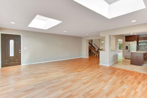 5214 W Devon Ave, Chicago, IL 60646 photo 13